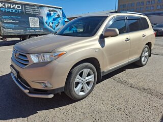 2012 Toyota Highlander II (XU40) Рестайлинг, бежевый, 2449000 рублей, вид 1