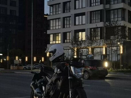 2007 Yamaha FZ1, чёрный, 650000 рублей, вид 1