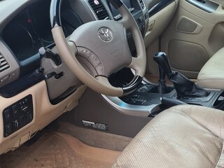 2007 Toyota Land Cruiser Prado 5-speed 120 Series Рестайлинг, бежевый, 1700000 рублей, вид 5