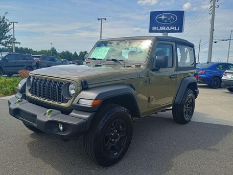 2025 Jeep Wrangler IV (JL) Рестайлинг, зелёный, 5391000 рублей, вид 1