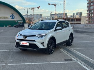 2018 Toyota RAV4 IV (XA40) Рестайлинг, белый, 2500000 рублей, вид 1