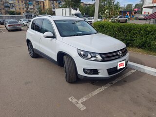 2013 Volkswagen Tiguan I Рестайлинг, белый, 1350000 рублей, вид 1