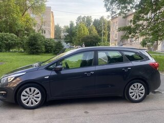 2017 Kia Ceed II Рестайлинг, серый, 1200000 рублей, вид 4