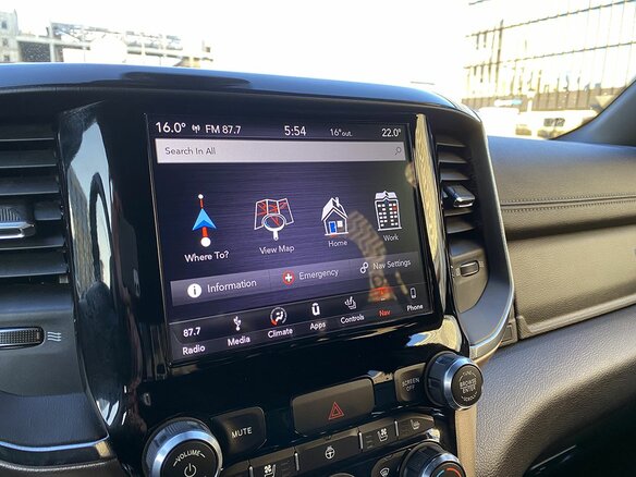 2018 Ram 1500 Crew Cab eTorque V, белый, 4599000 рублей - вид 20
