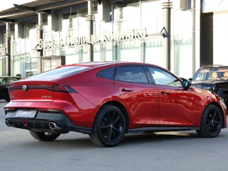 2023 Changan UNI-V I, красный, 2165000 рублей, вид 5