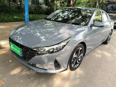 Hyundai Elantra VII (CN7)