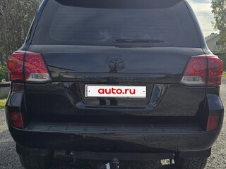 2015 Toyota Land Cruiser 200 Series Рестайлинг 1, чёрный, 5150000 рублей, вид 3