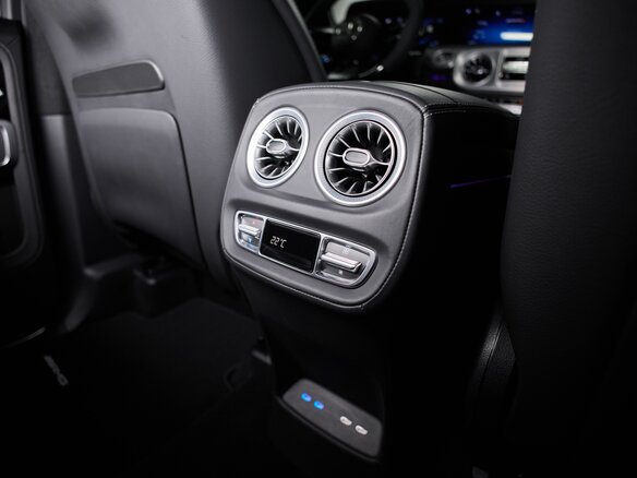 2024 Mercedes-Benz G-Класс AMG 63 AMG II (W465) Рестайлинг, золотистый, 27300000 рублей - вид 15