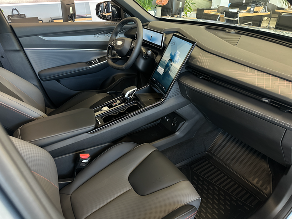 2026 Geely Cityray, голубой, 3174990 рублей - вид 16