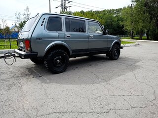 2011 Lada (ВАЗ) 2131 (4x4) I, серый, 400000 рублей, вид 3
