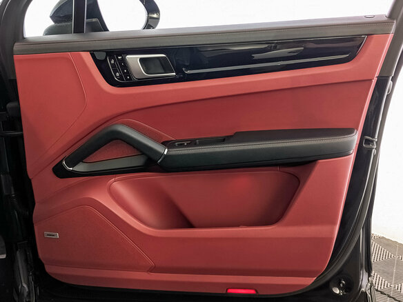 2018 Porsche Cayenne III, чёрный, 3950000 рублей - вид 25