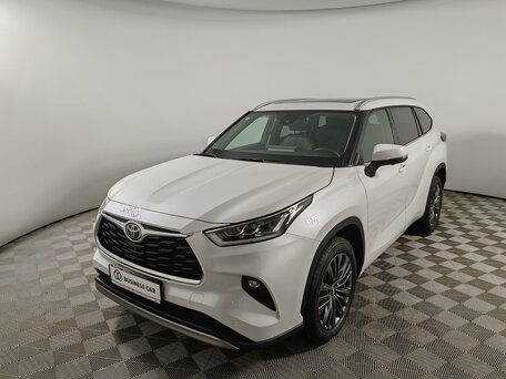 Toyota Highlander IV (XU70)