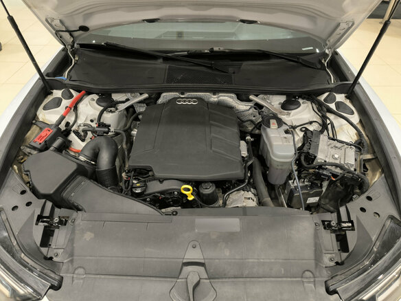 2019 Audi A6 45 TFSI V (C8), белый, 3700000 рублей - вид 8