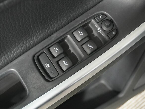2010 Volvo XC60 I, серый, 1183000 рублей - вид 14