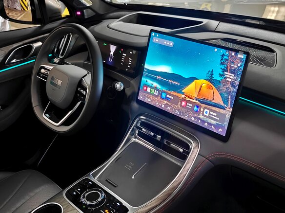 2026 Geely Galaxy M7, серый - вид 19