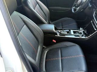 2022 Kia KX3, белый, 1610000 рублей, вид 5
