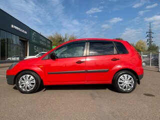 2007 Ford Fiesta Mk5, красный, 350000 рублей, вид 4