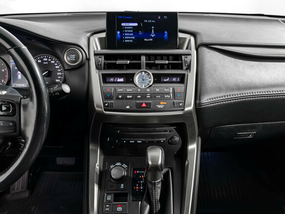 2016 Lexus NX 200t I, серый, 2300000 рублей - вид 18