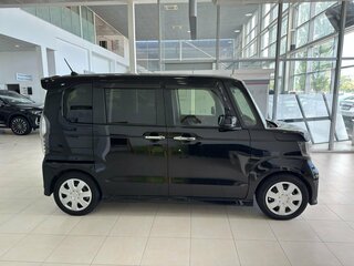 2018 Honda N-BOX II, чёрный, 819000 рублей, вид 4