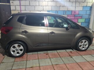 2013 Kia Venga I, коричневый, 1000000 рублей, вид 5