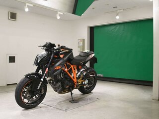 2016 KTM 1290 Super Duke R, чёрный, 927000 рублей, вид 4
