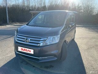 2014 Honda Stepwgn IV Рестайлинг, серый, 1450000 рублей, вид 1