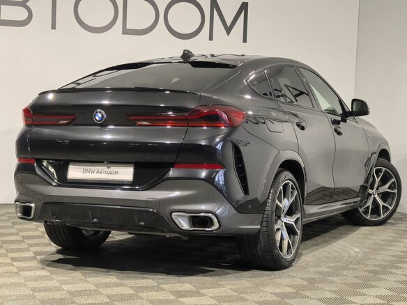 2020 BMW X6 30d III (G06), чёрный, 8980000 рублей - вид 2