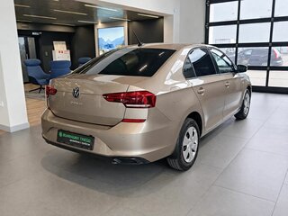 2021 Volkswagen Polo VI, коричневый, 1649000 рублей, вид 4