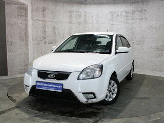 2011 Kia Rio II Рестайлинг, белый, 495000 рублей, вид 1