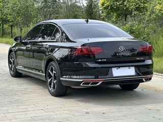 2023 Volkswagen Magotan B8 Рестайлинг, чёрный, 2000000 рублей, вид 4