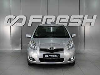 2010 Toyota Vitz II (XP90), серебристый, 600000 рублей, вид 3