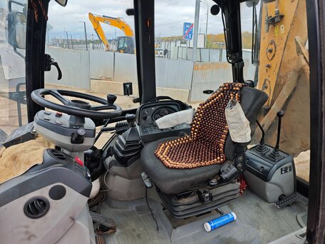 2011 Caterpillar 428, жёлтый, 4300000 рублей, вид 5