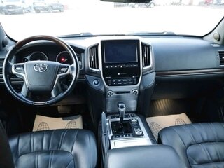 2020 Toyota Land Cruiser 200 Series Рестайлинг 2, чёрный, 7254000 рублей, вид 5