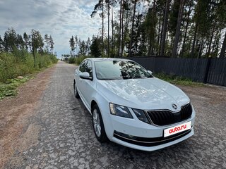 2020 Skoda Octavia III (A7) Рестайлинг, белый, 1899900 рублей, вид 3