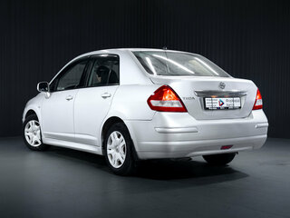 2010 Nissan Tiida I Рестайлинг, серебристый, 715000 рублей, вид 5