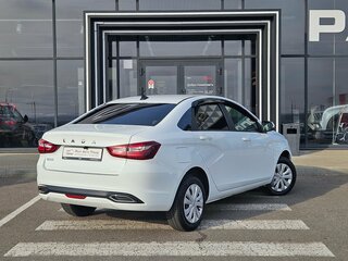 2023 Lada (ВАЗ) Vesta I Рестайлинг (NG), белый, 1152000 рублей, вид 4