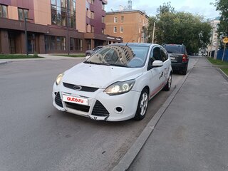 2010 Ford Focus II Рестайлинг, белый, 490000 рублей, вид 2
