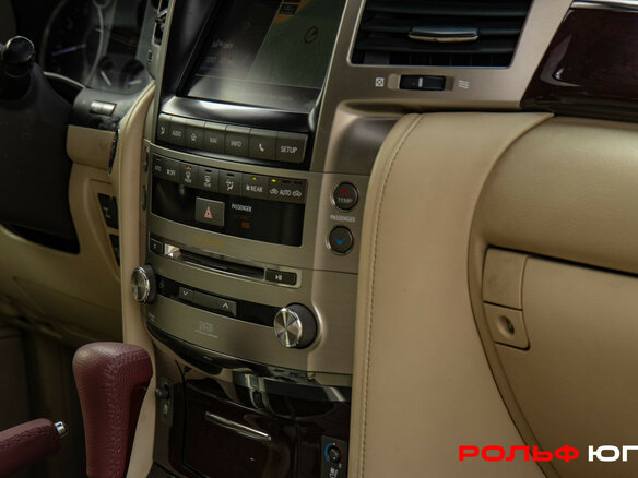 2013 Lexus LX 570 III Рестайлинг, чёрный, 3808000 рублей - вид 12