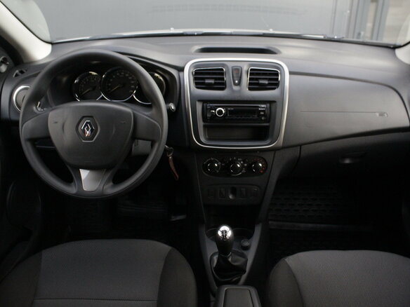 2015 Renault Logan II, серый, 745000 рублей - вид 6