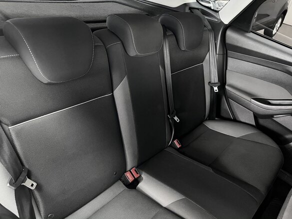 2013 Ford Focus III, белый, 750000 рублей - вид 11