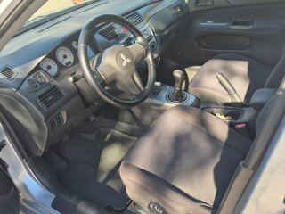 2007 Mitsubishi Lancer IX Рестайлинг, серебристый, 400000 рублей, вид 4