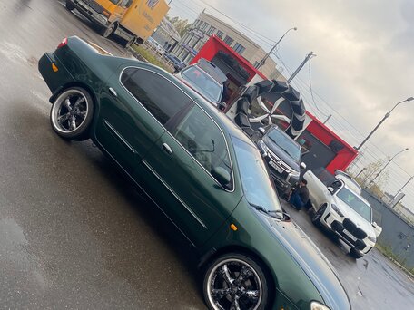 2001 Nissan Maxima V (A33), зелёный, 1111111 рублей, вид 2