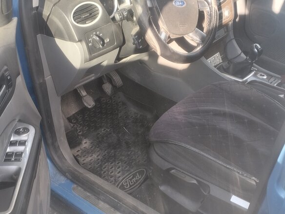 2008 Ford Focus II Рестайлинг, голубой, 550000 рублей - вид 2