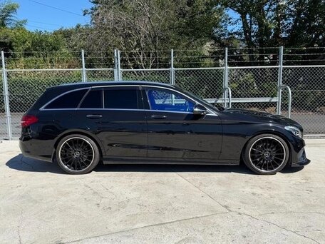 2015 Mercedes-Benz C-Класс 180 IV (W205), чёрный, 1650000 рублей, вид 3