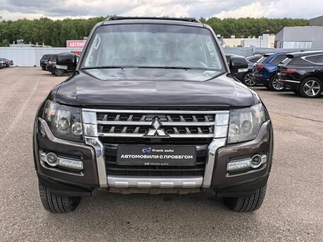 2017 Mitsubishi Pajero IV Рестайлинг 2, коричневый, 2659000 рублей, вид 2