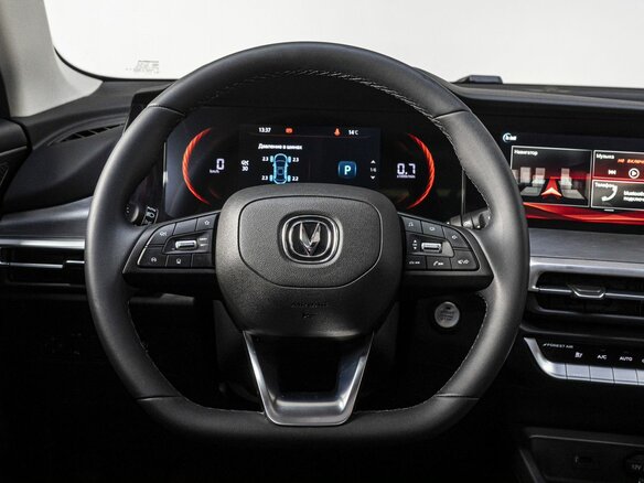 2024 Changan CS35 Plus I Рестайлинг, красный, 1779000 рублей - вид 17
