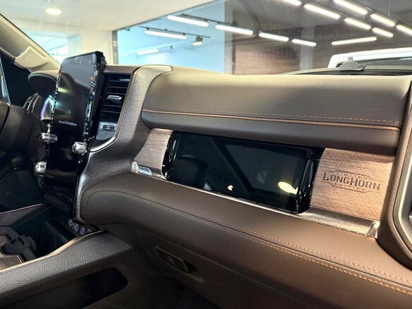 2026 Ram 1500 Crew Cab eTorque V Рестайлинг, чёрный, 11290000 рублей - вид 17