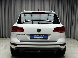 2015 Volkswagen Touareg II Рестайлинг, белый, 2799000 рублей, вид 4