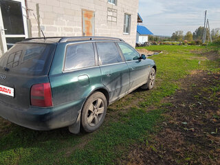 1998 Audi A4 I (B5), зелёный, 400000 рублей, вид 4