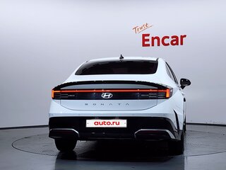 2023 Hyundai Sonata VIII (DN8) Рестайлинг, белый, 2121000 рублей, вид 4